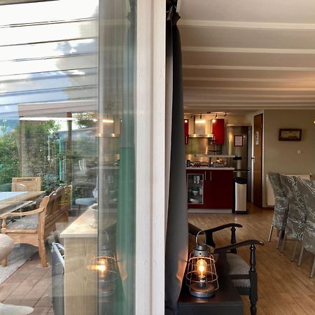4 Pers Holiday Home Hilla With Winter Garden In Front Of The Dike Directly On The Lauwersmeer Anjum Esterno foto