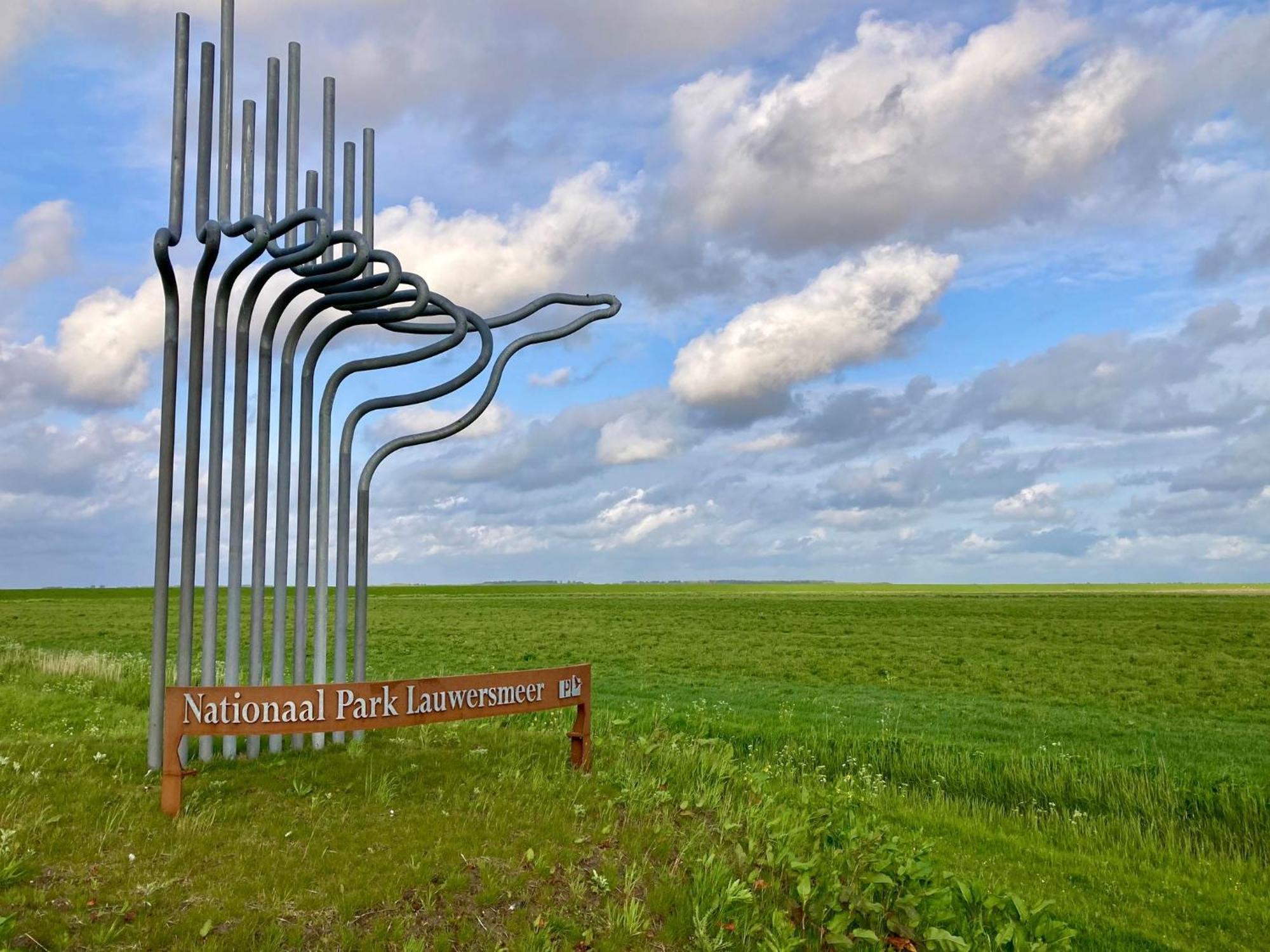 4 Pers Holiday Home Hilla With Winter Garden In Front Of The Dike Directly On The Lauwersmeer Anjum Esterno foto