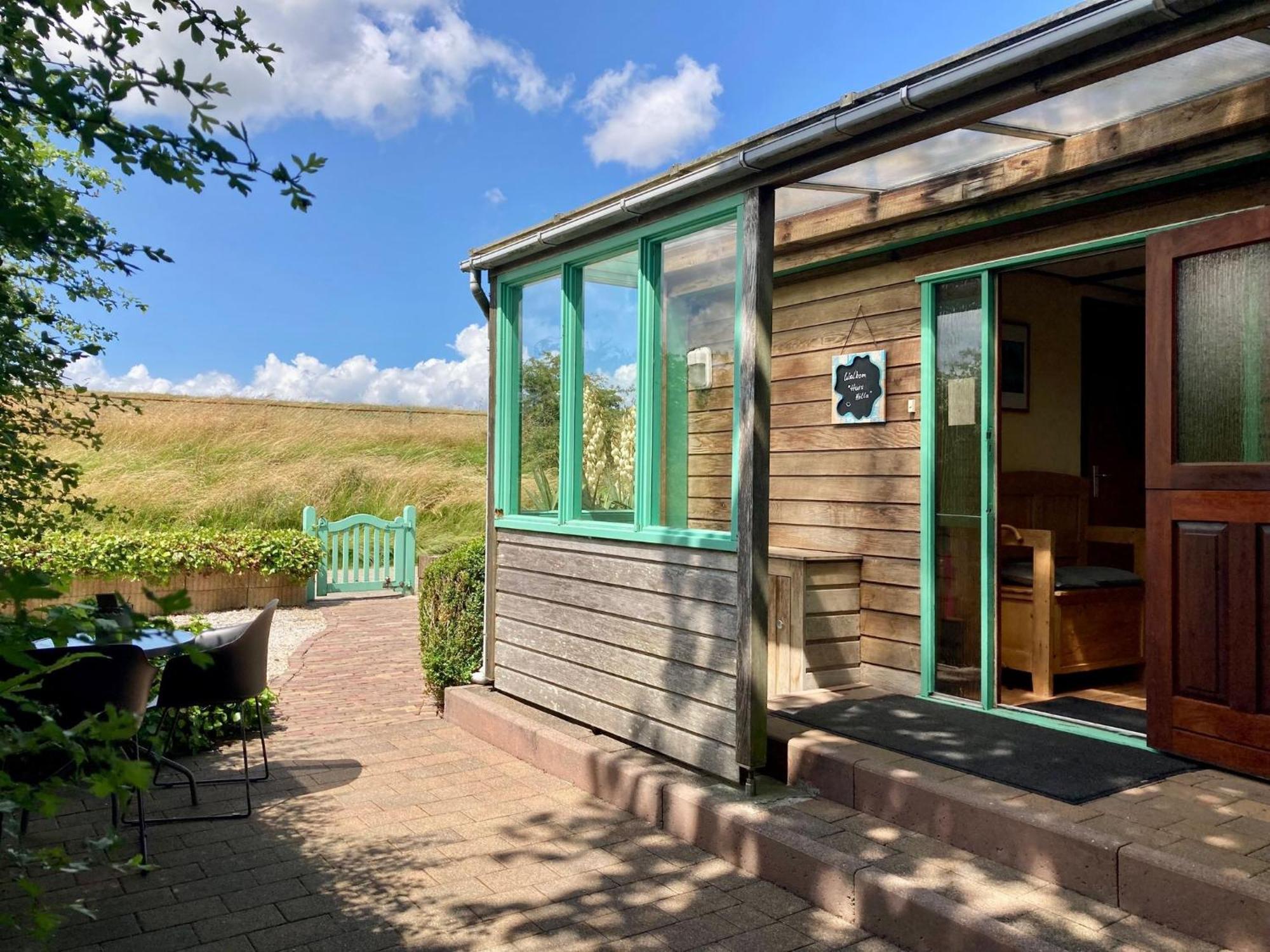 4 Pers Holiday Home Hilla With Winter Garden In Front Of The Dike Directly On The Lauwersmeer Anjum Esterno foto